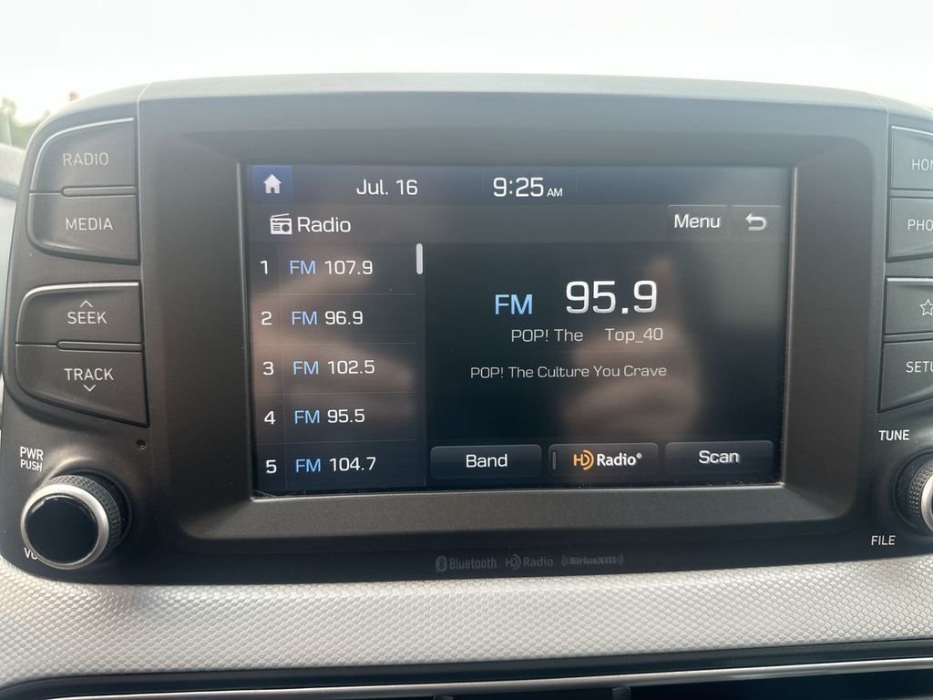 Used 2020 Gray Hyundai SEL image 23