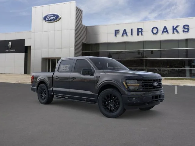 New 2026 Agate Black Metallic Ford XLT image 7