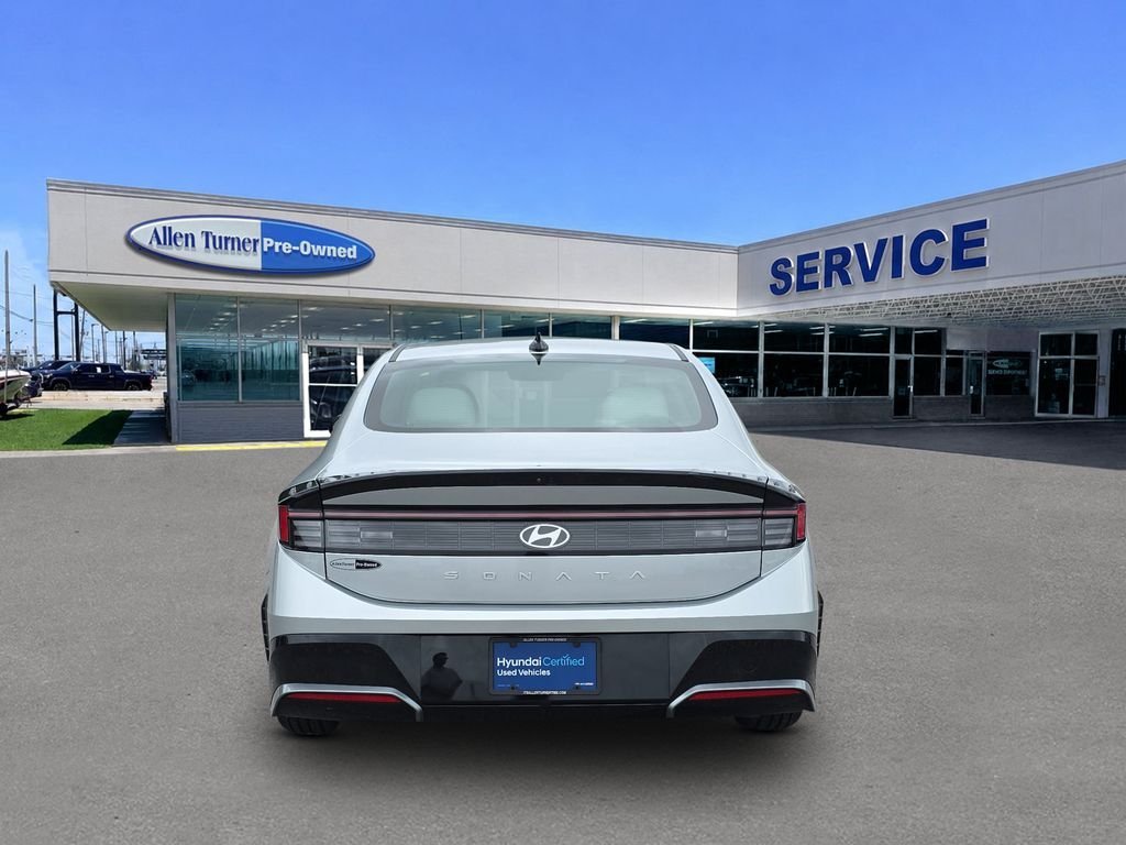 Used 2024 Aero Silver Hyundai SEL image 7