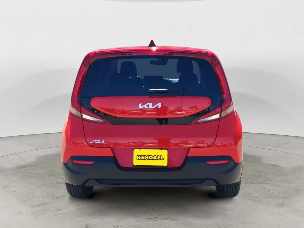 Used 2022 Red Kia LX image 4