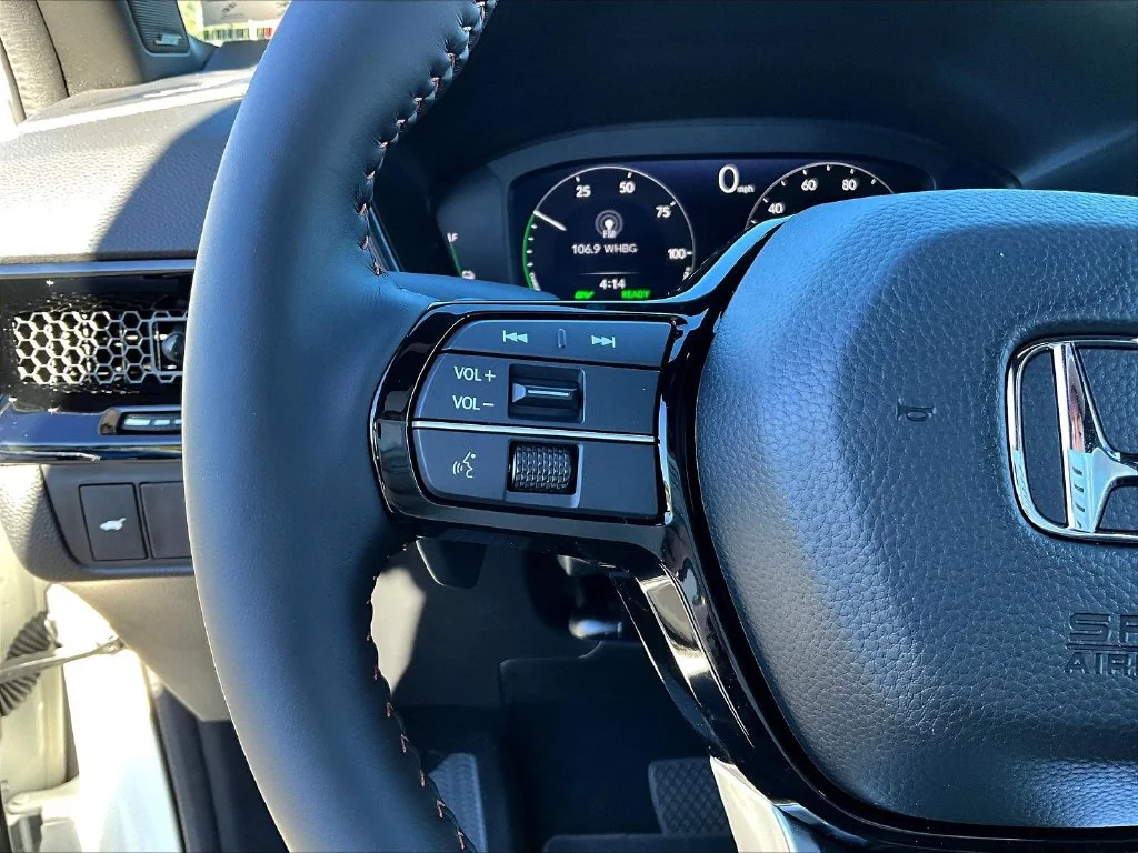 New 2027 Platinum White Pearl Honda Sport Touring Hybrid AWD image 12
