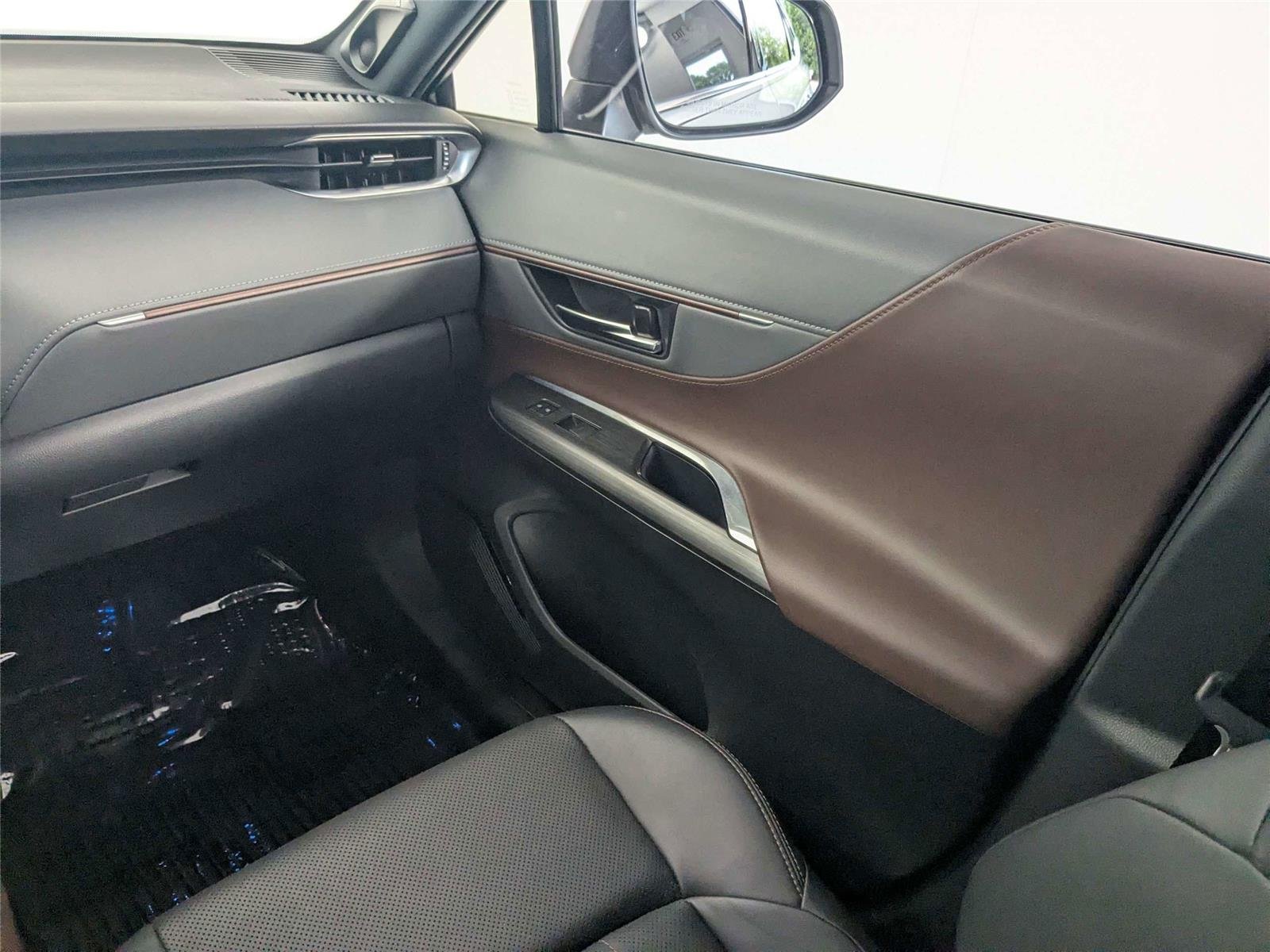 Certified Used 2023 Wind Chill Pearl Toyota Limited image 40