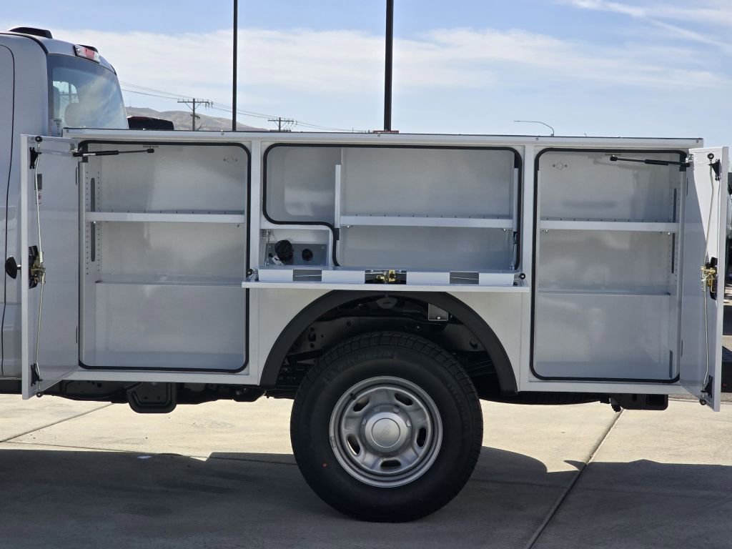 New 2026 Oxford White Ford XL image 30
