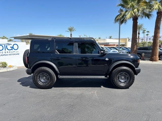Used 2025 Shadow Black Ford Outer Banks image 4