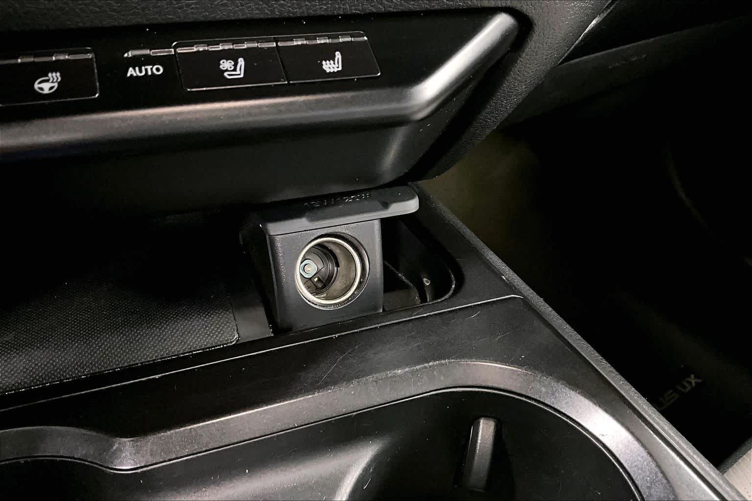 Used 2019 Atomic Silver Lexus  image 34