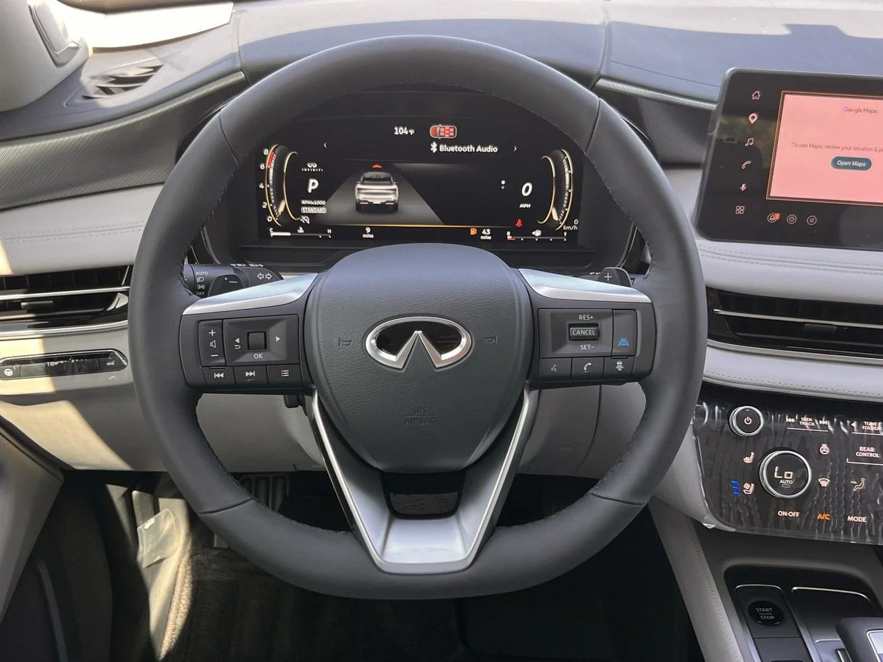 New 2027 RADIANT WHITE INFINITI Luxe FWD image 11