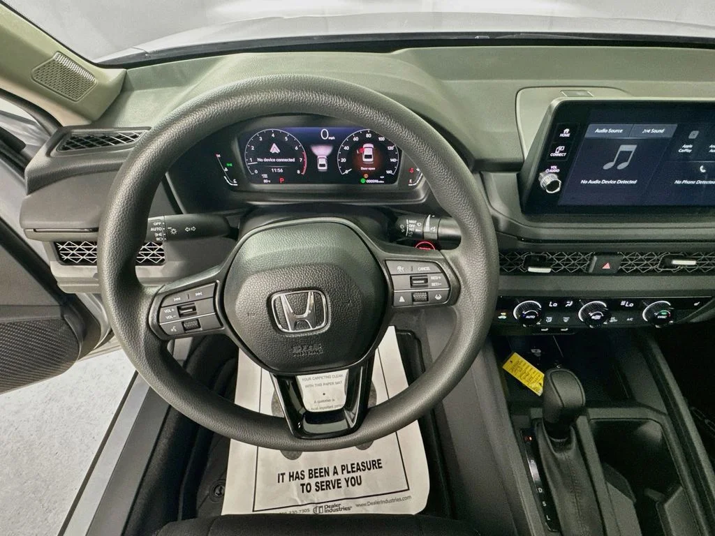 Used 2026 Silver Honda SE image 12