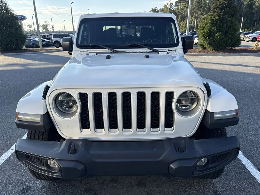 Used 2022 Bright White Clearcoat Jeep Overland image 2