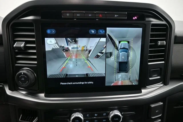 Certified Used 2024 Avalanche Ford XLT image 17