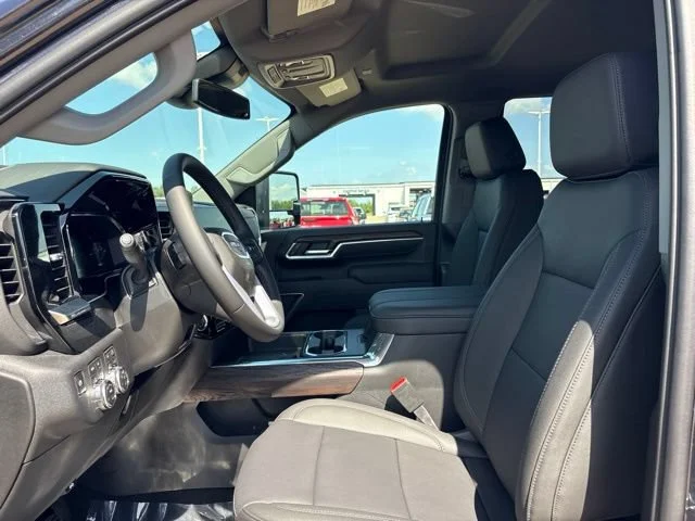 2026 GMC Sierra 2500HD SLT - Photo 13