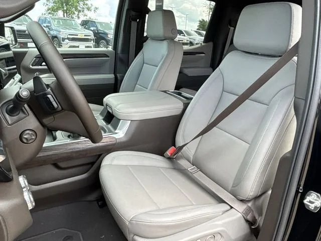 2026 GMC Sierra 1500 SLT - Photo 24