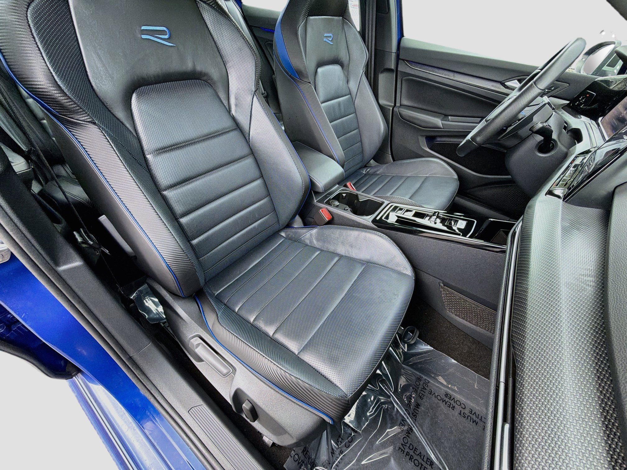 Used 2024 Blue Volkswagen 2.0T image 14