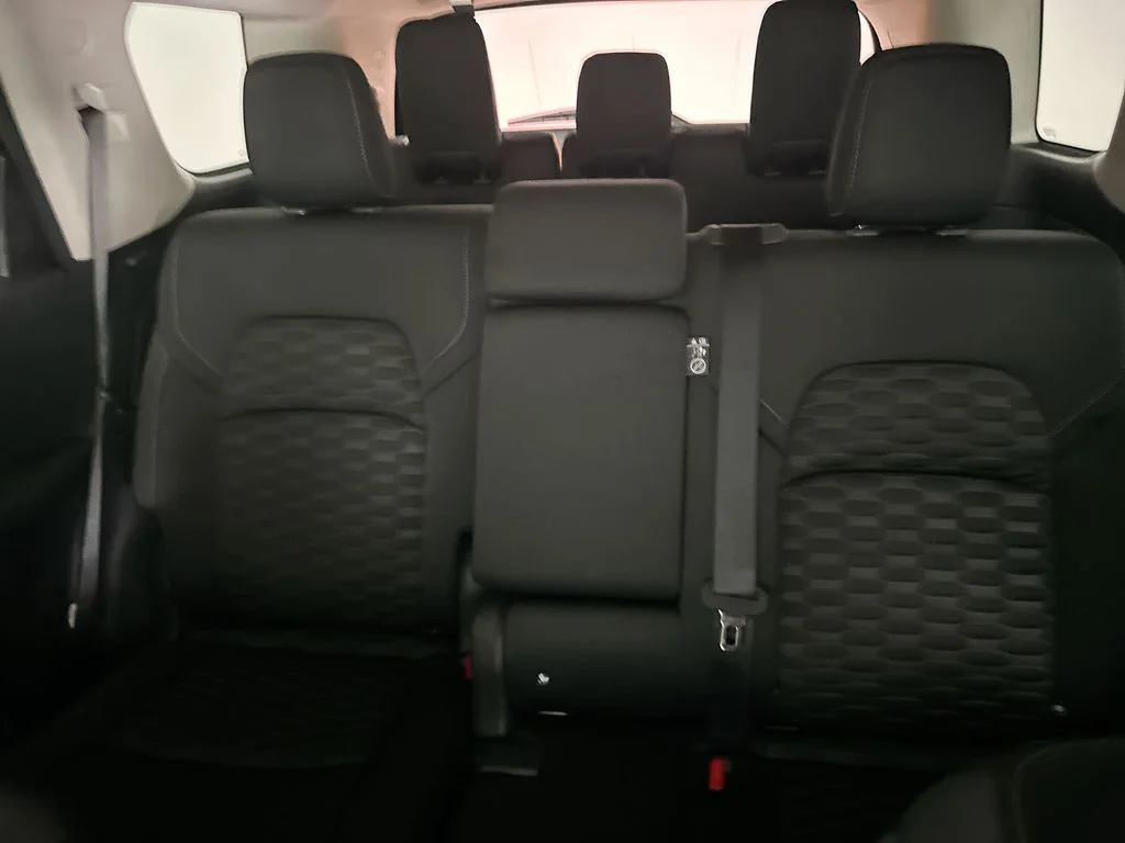 Used 2023 Silver Nissan SV image 25