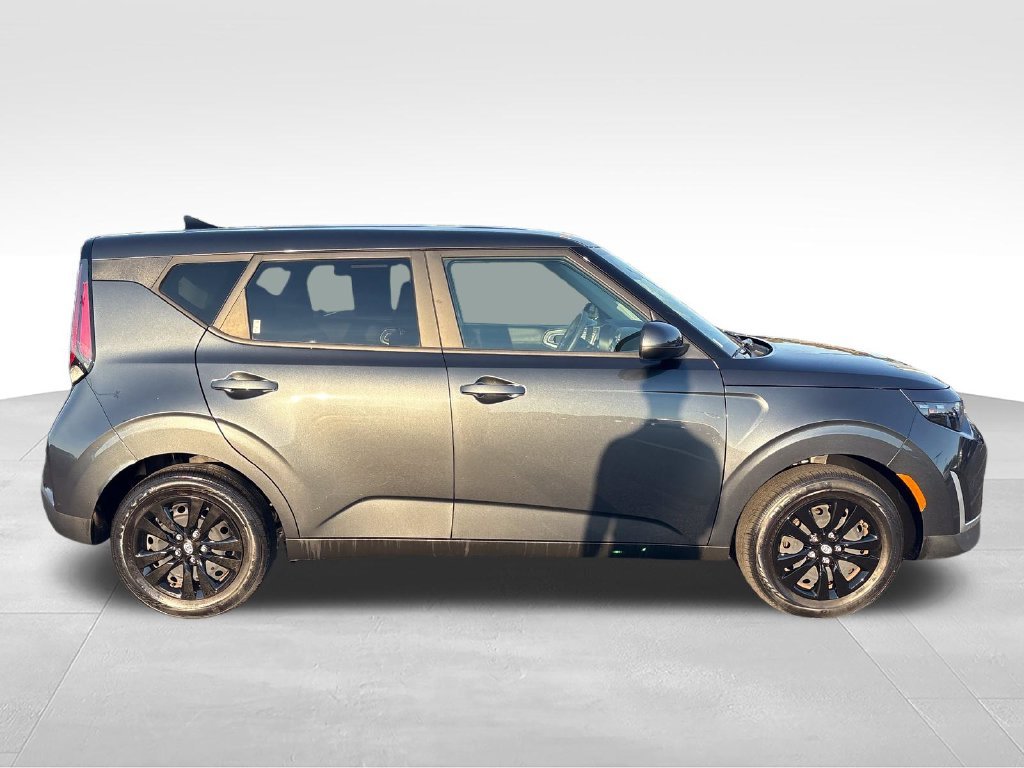Used 2025 Gray Kia LX image 7