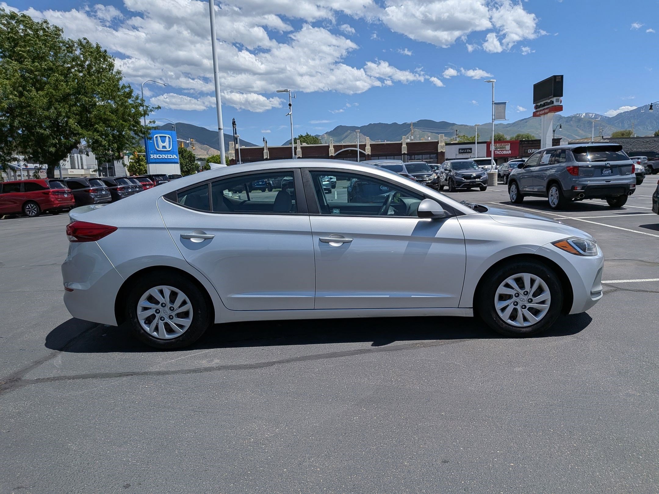 Used 2017 Hyundai Elantra SE with VIN 5NPD74LF5HH081788 for sale in Salt Lake City, UT