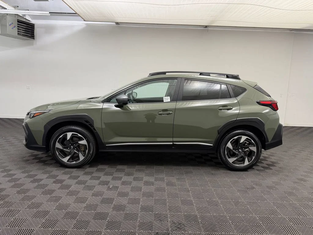Used 2024 Alpine Green Subaru Limited image 2