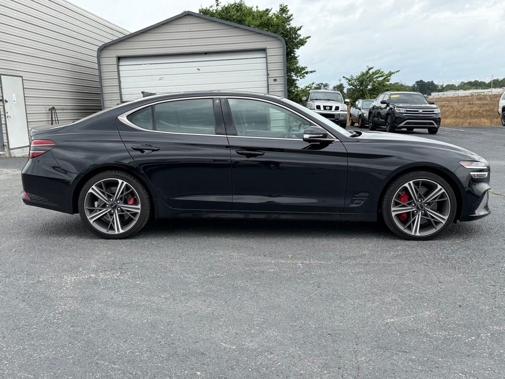 Used 2025 Black Genesis 3.3T Sport Advanced image 4