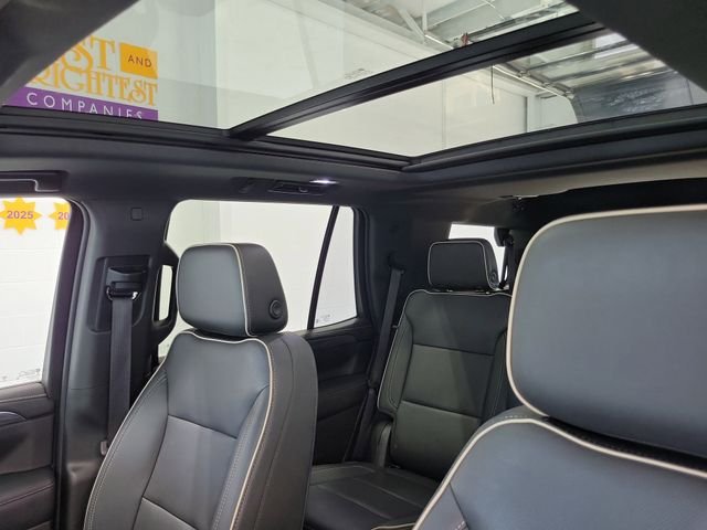 Used 2022 White GMC SLT image 10