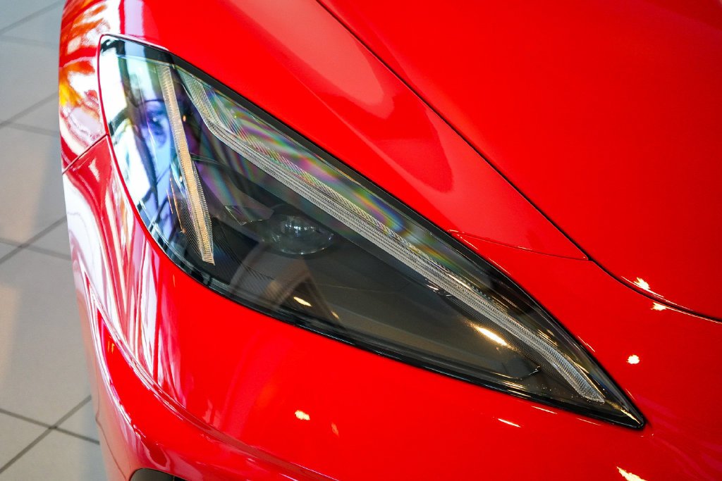 2027 Chevrolet Corvette 2LT - Photo 9