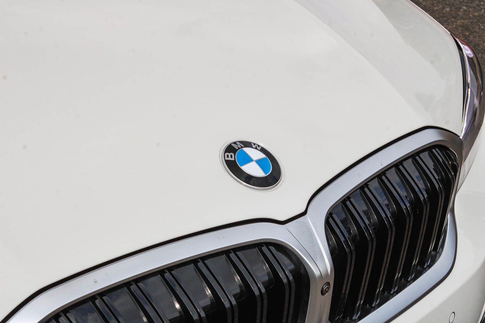 Used 2026 Alpine White BMW 330i image 10