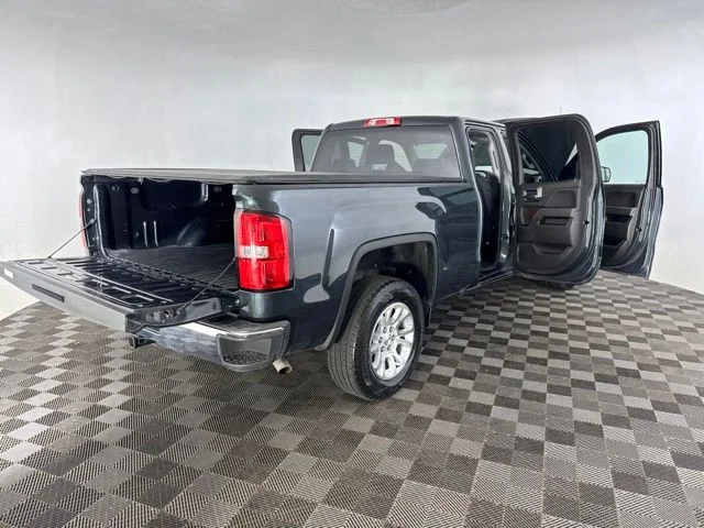 Used 2017 Gray GMC SLE image 17