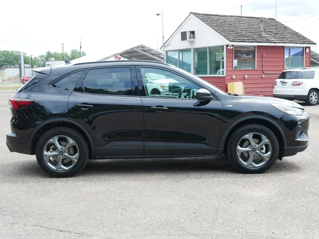 Certified 2025 Ford Escape ST-Line with VIN 1FMCU9MN5SUA16455 for sale in White Bear Lake, Minnesota