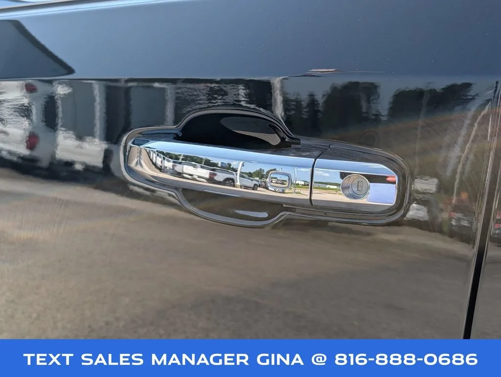 New 2026 Onyx Black GMC SLT image 14