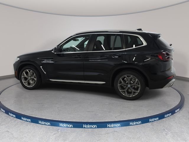 Used 2022 Black Sapphire Metallic BMW xDrive30i image 8