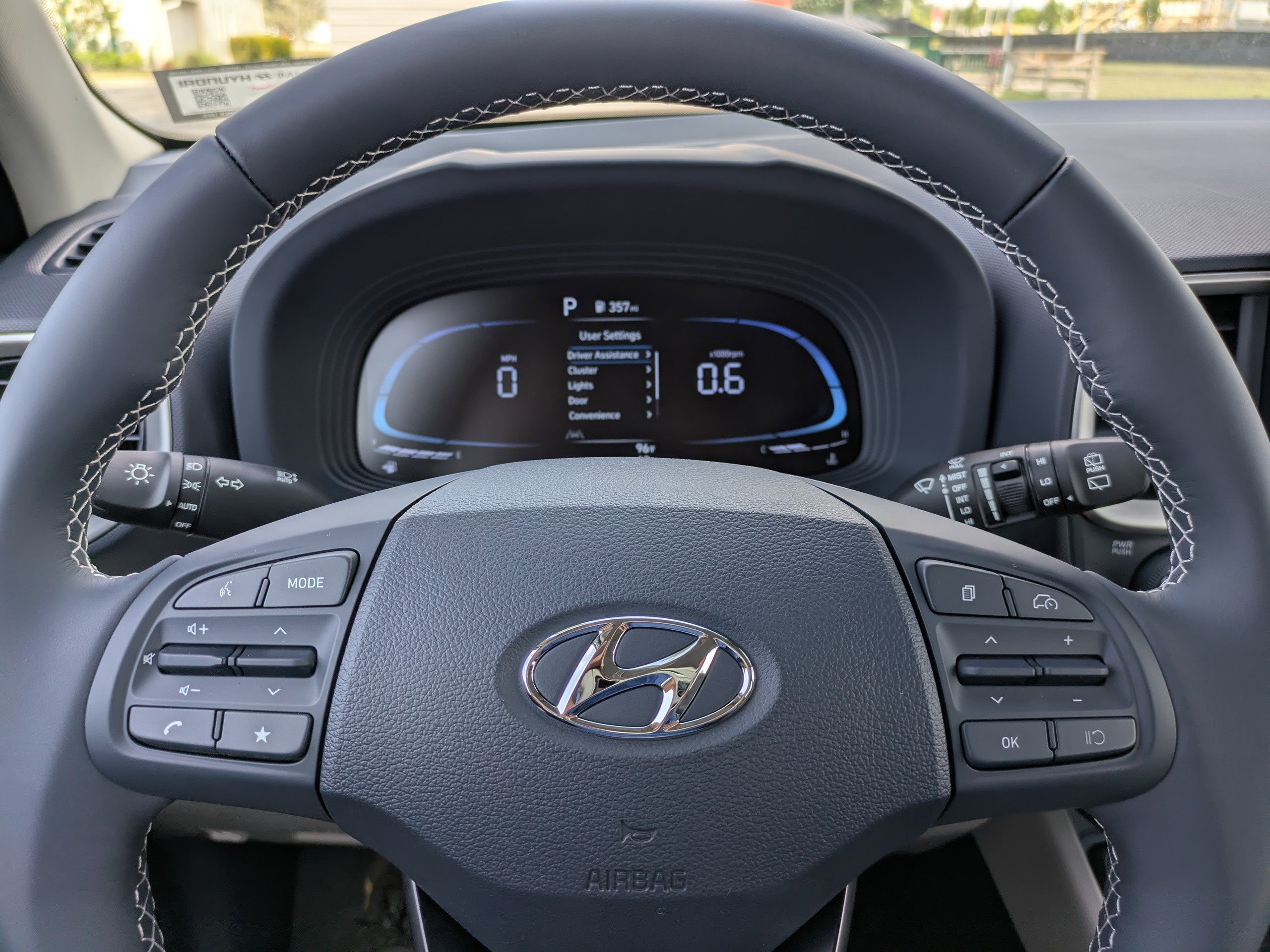 New 2026 Denim w/White Roof Hyundai SEL w/Two-Tone Roof image 23