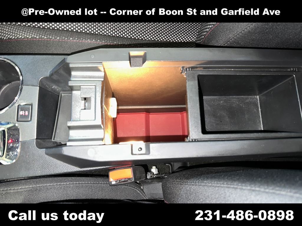 Used 2014 Carbon Black Metallic GMC SLE image 26