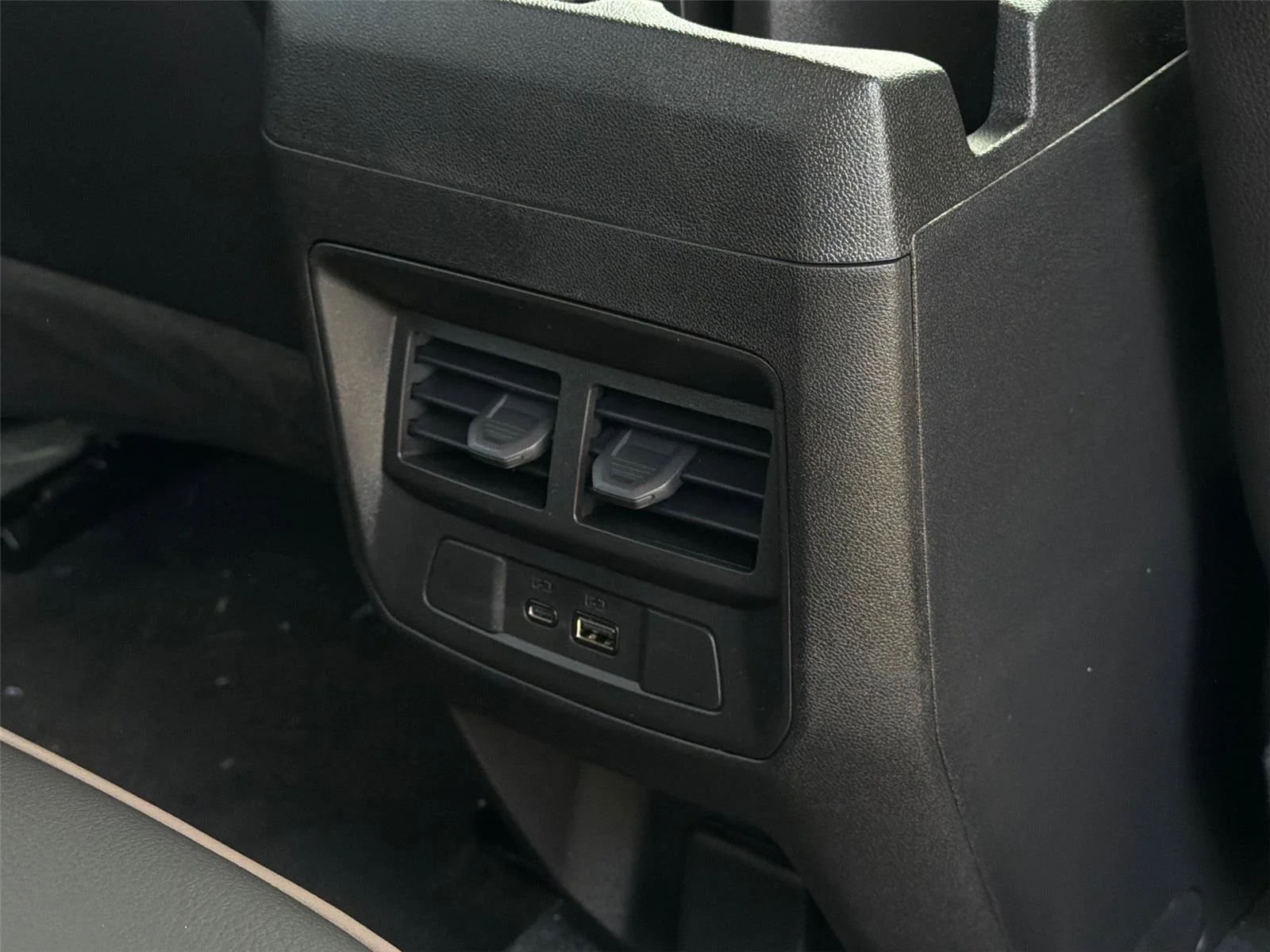 2026 GMC Canyon Denali - Photo 13