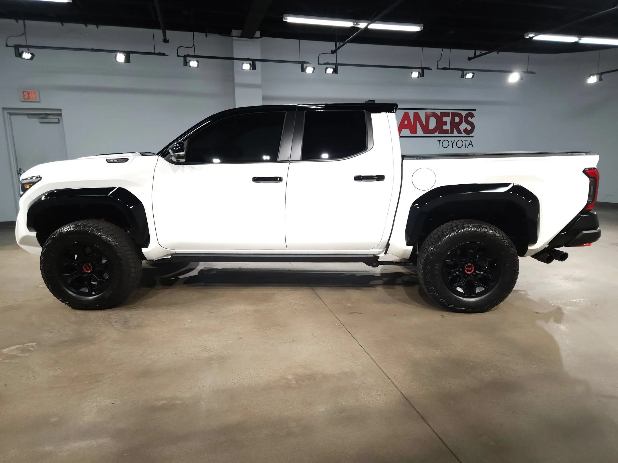 Certified Used 2025 Ice Cap w/Black Roof Toyota TRD Pro Hybrid image 4