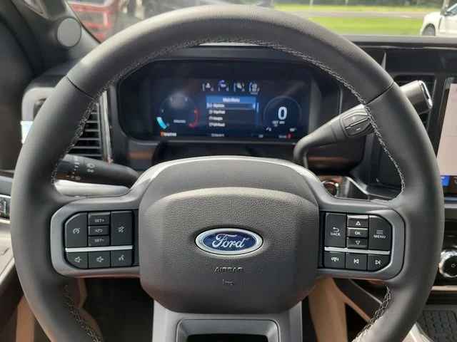 New 2026 White Metallic Ford Lariat image 32
