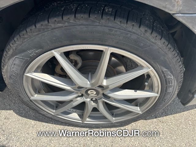 Used 2012 Black Ford SEL image 5