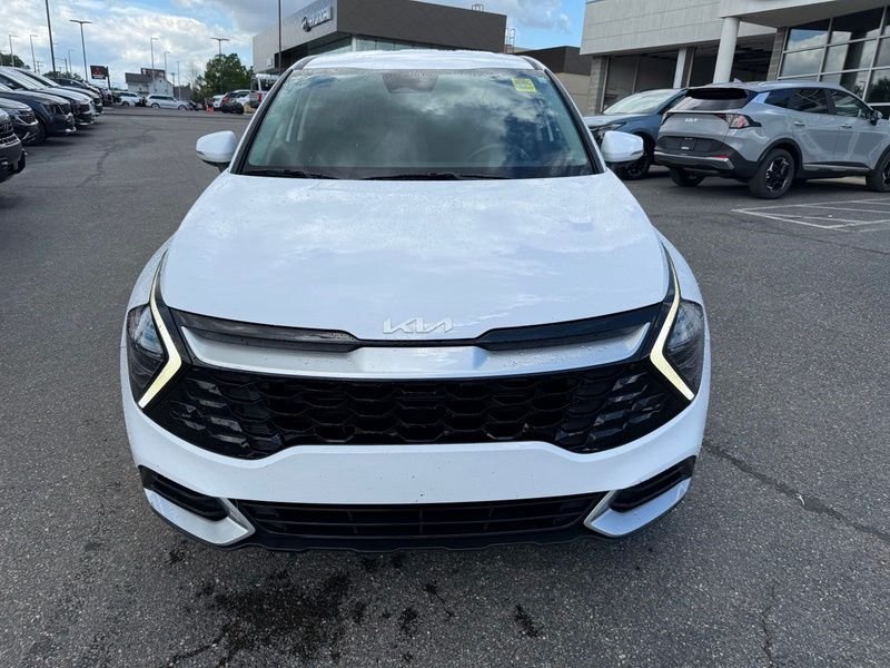 Used 2024 White Kia EX image 2