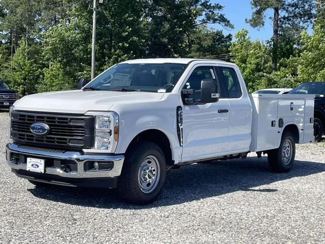 New 2026 White Ford XL image 13