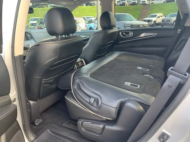 Used 2020 Silver INFINITI PURE image 19