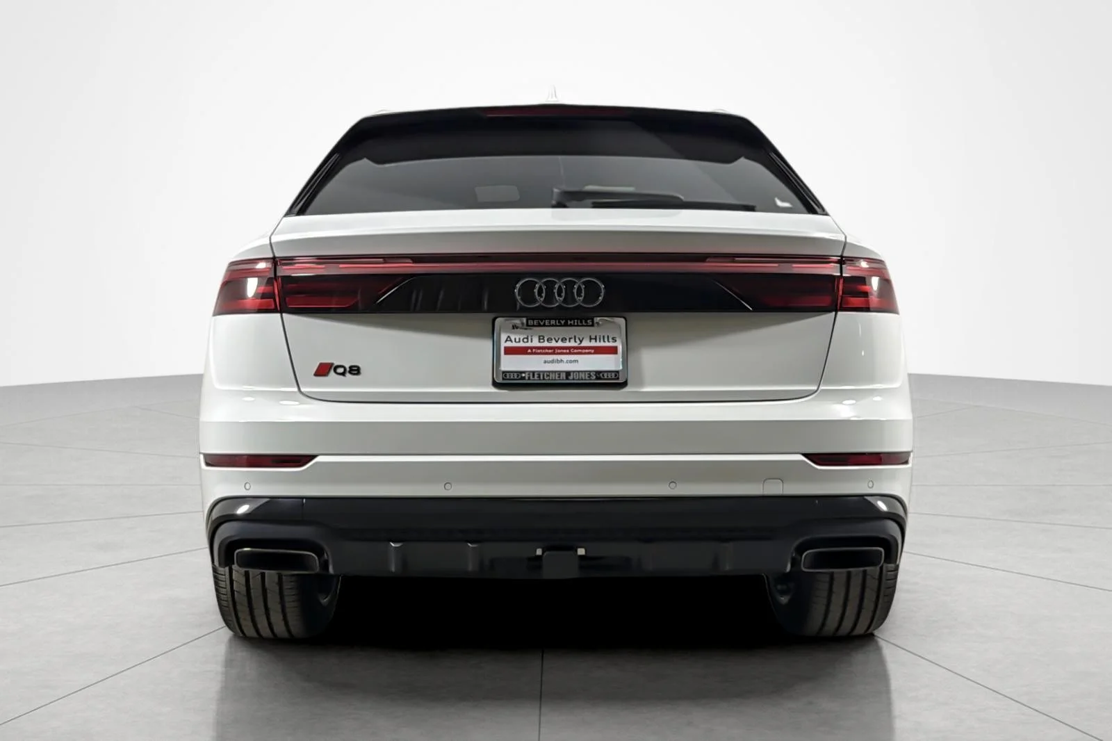 Used 2025 Carrara White Audi Premium Plus 55 TFSI quattro image 4