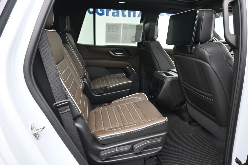 Used 2026 White GMC Denali Ultimate image 12