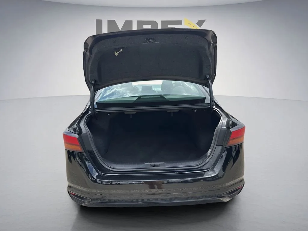 Used 2025 Black Nissan S image 25