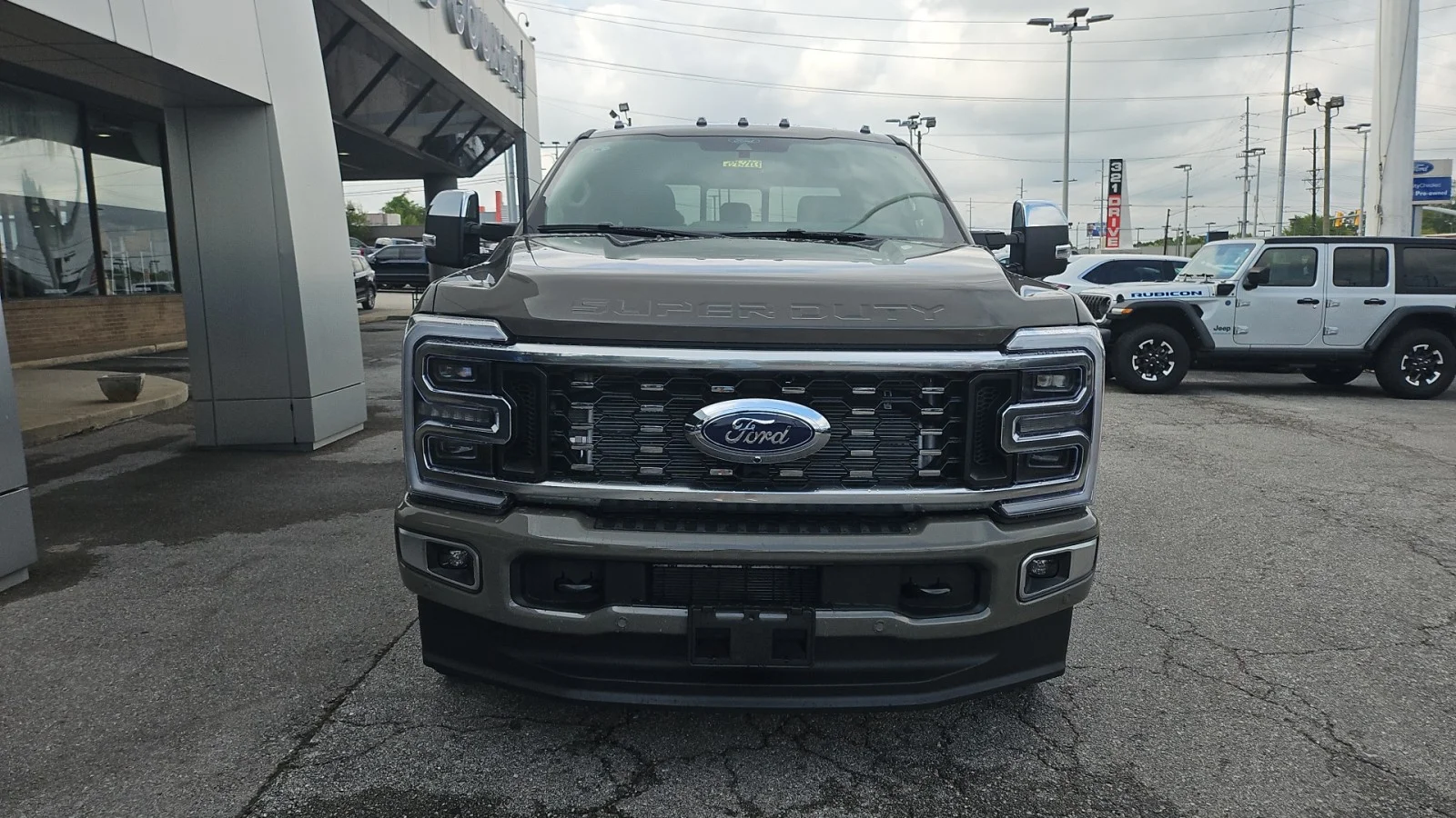 New 2026 Marsh Gray Ford Platinum DRW 4WD image 7