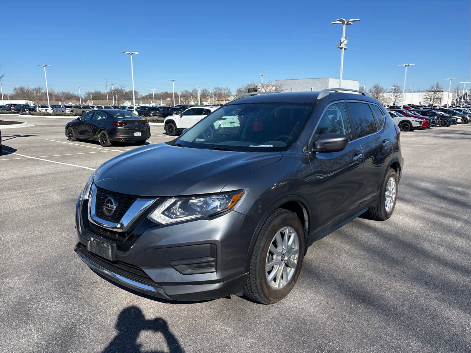 Used 2020 Nissan Rogue SV with VIN 5N1AT2MT1LC735418 for sale in Kansas City