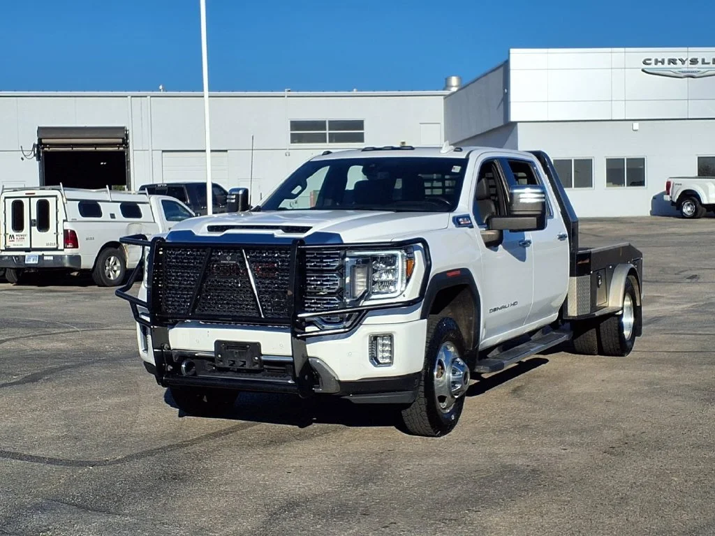 Used 2021 GMC Sierra 3500 Denali HD Denali with VIN 1GT49WEY6MF175798 for sale in Kansas City