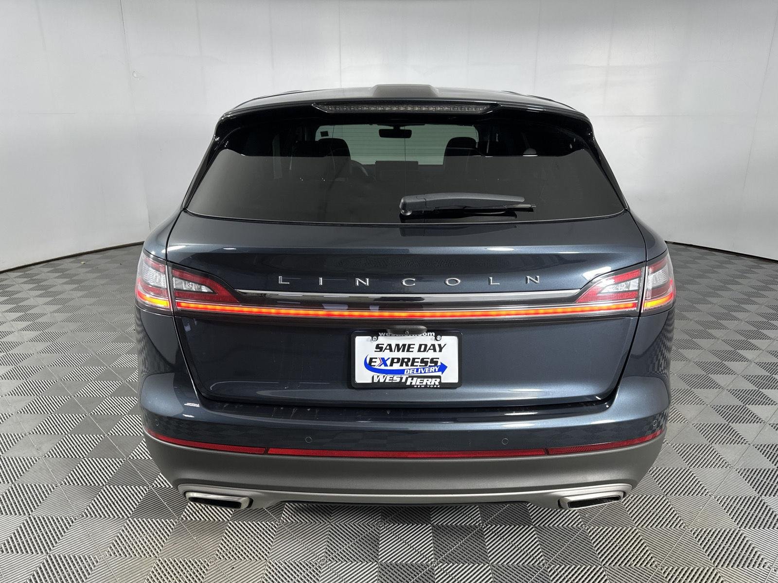 Used 2022 Flight Blue Lincoln Reserve image 26