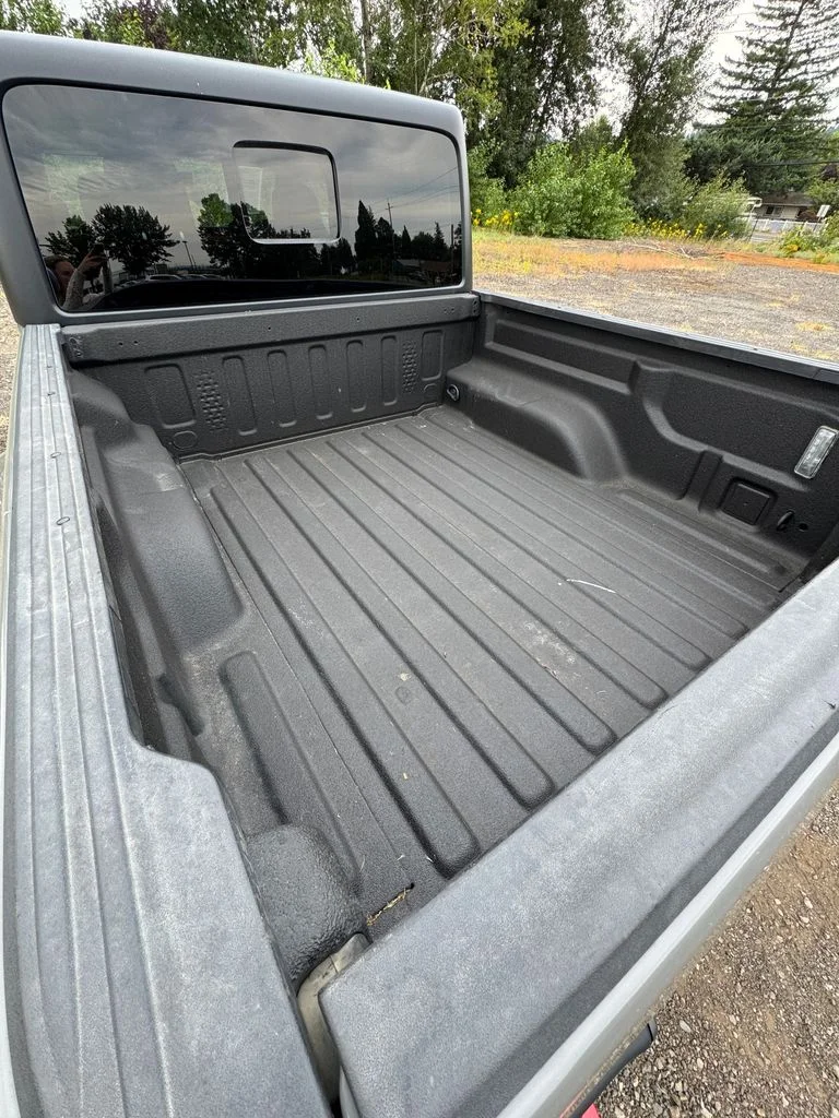 Used 2021 Sting-Gray Clearcoat Jeep Rubicon image 10