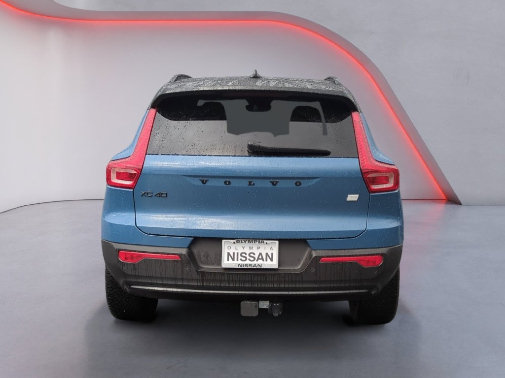 Used 2023 Blue Volvo Twin Plus image 4