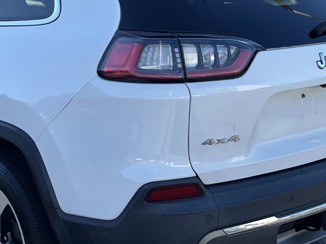 Used 2019 White Jeep Limited image 5