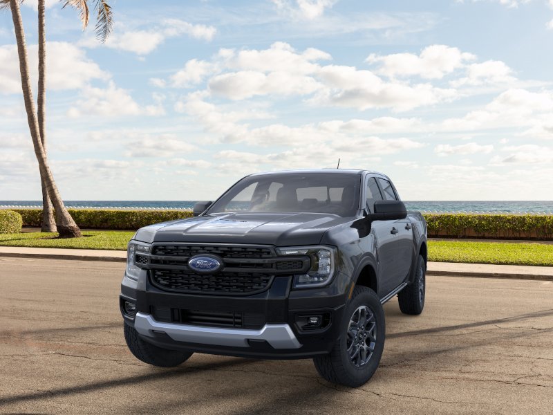 New 2026 Shadow Black Ford XLT image 2