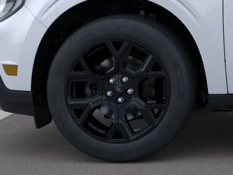 New 2025 Space White Metallic Ford XLT image 20