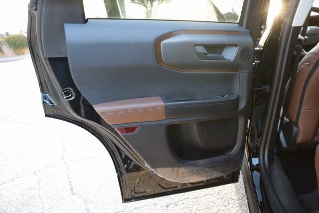 New 2025 Shadow Black Ford Outer Banks® image 30